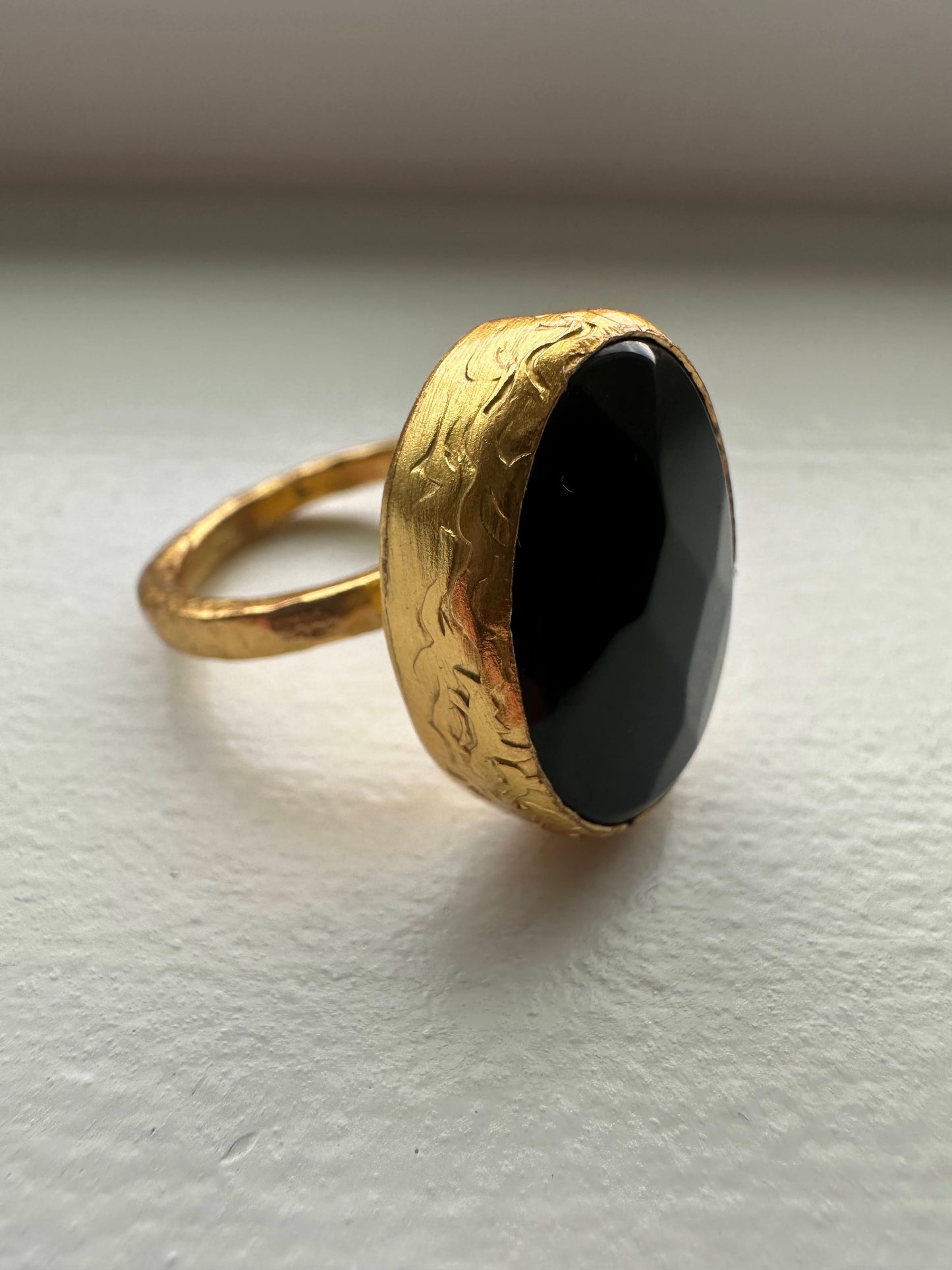 Oval Gold and Onyx Ring (Small)