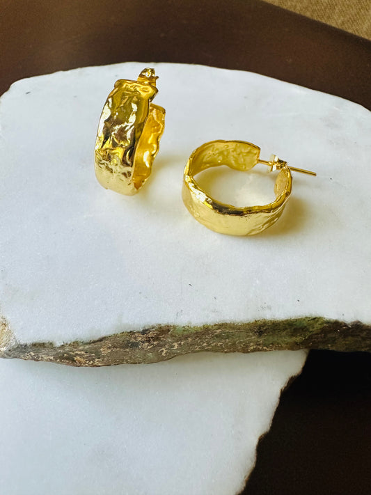 Nuha Gold Hoops