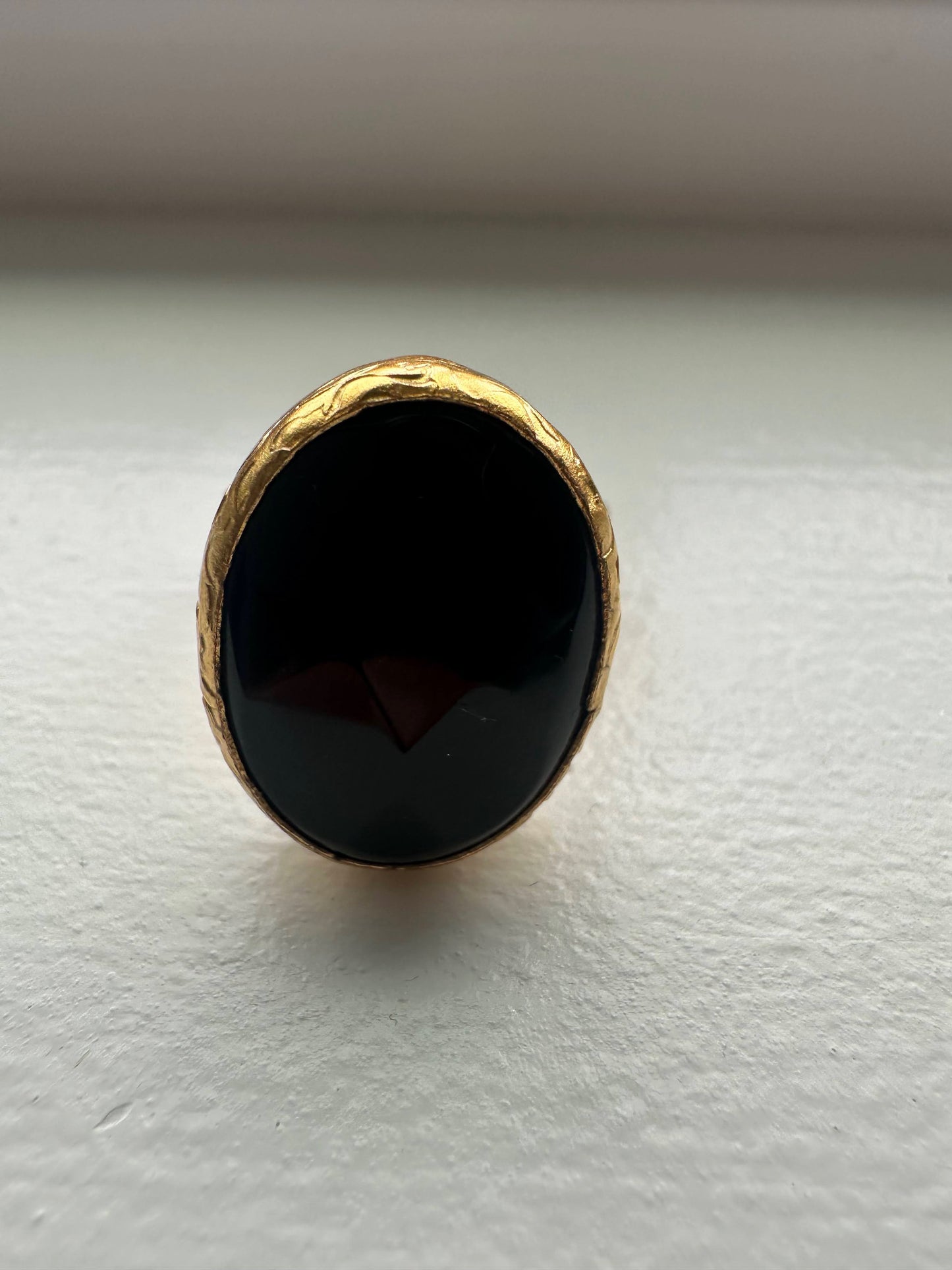 Oval Gold and Onyx Ring (Small)