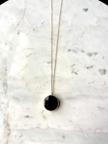 Ceylan Round Onyx Pendant Necklace.