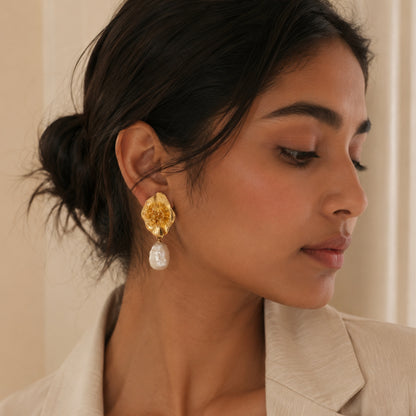 Marah Pearl Drop Flower Earrings