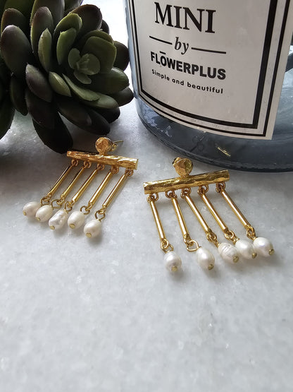 Selale Pearl Earrings