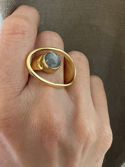 Contemporary Dervish Gold and Labradorite Ring