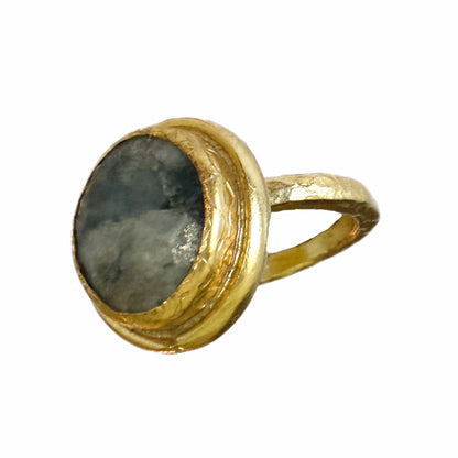 Round Gold and Emerald Ring