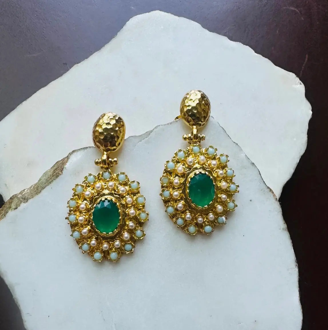 Elegant designer sustainable Gold-plated emerald and pearl earrings