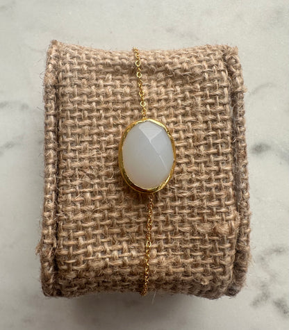 Snow Quartz Minimal Bracelet
