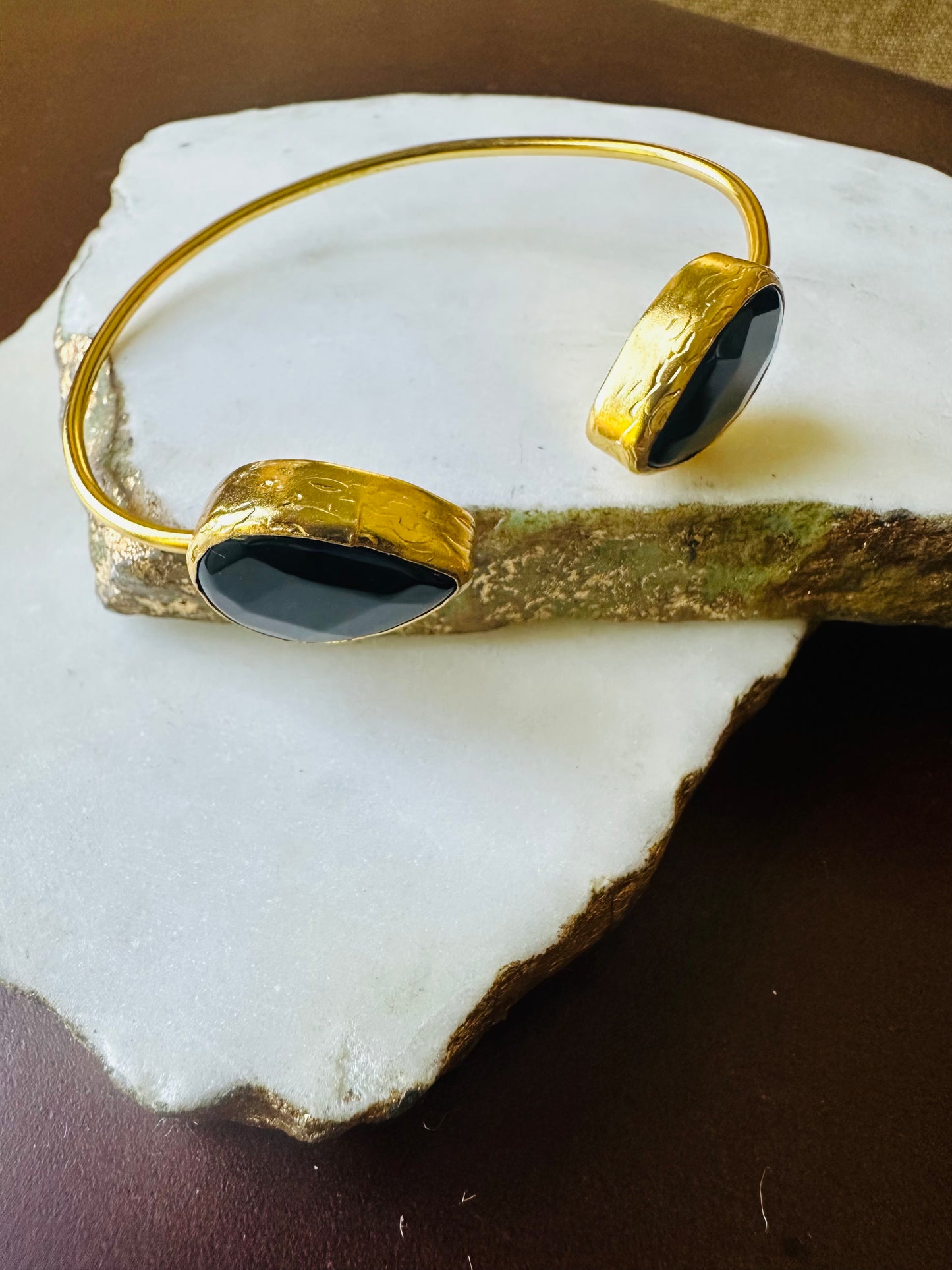 Dina Double Onyx Teardrop Cuff Bangle