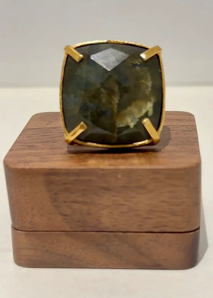 21k gold-plated square labradorite ring facing front