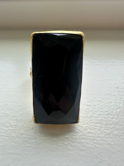 Rectangle Gold and Onyx Ring