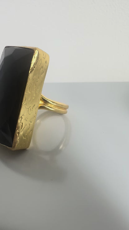 Rectangle Gold and Onyx Ring