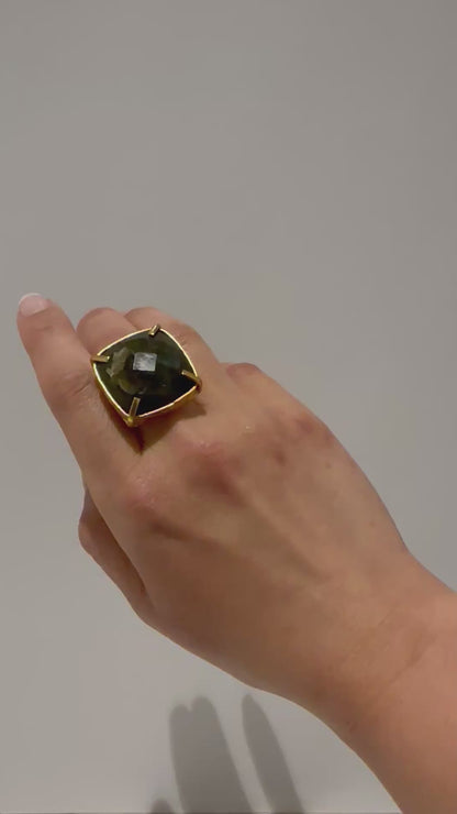 Square Faceted Labradorite Adjustable Ring – 21K Gold-Plated Statement Ring | Melek