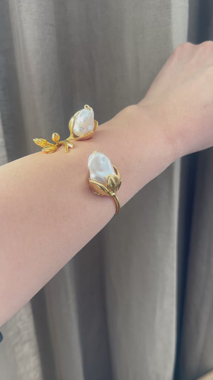 Baroque Pearl Floral Cuff Bracelet – 21K Gold-Plated Statement Bangle